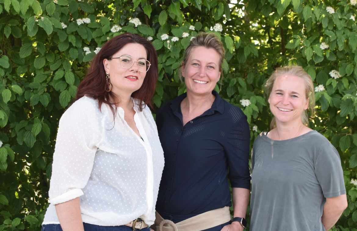 Leden: Maaike Jans, Inge Miggiels, Maaike Coenen, Marianne van Heusden (niet op de foto)